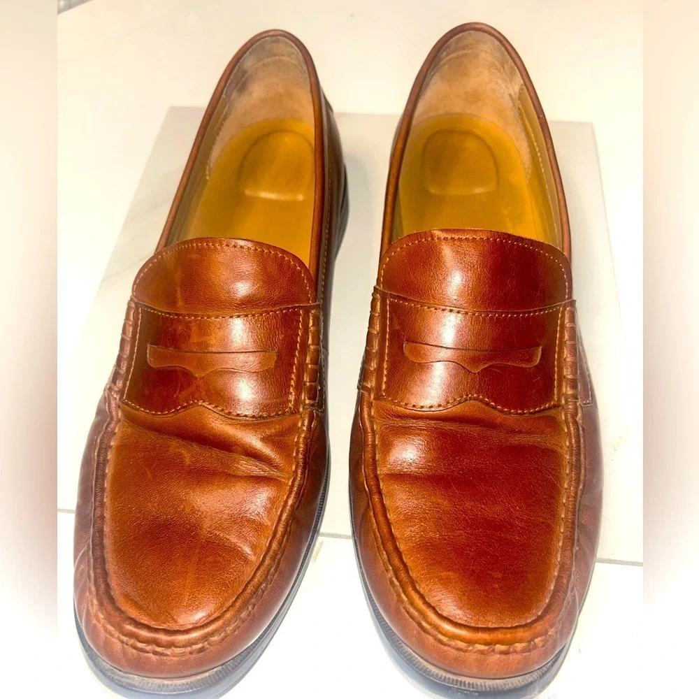Cole Haan them handstain